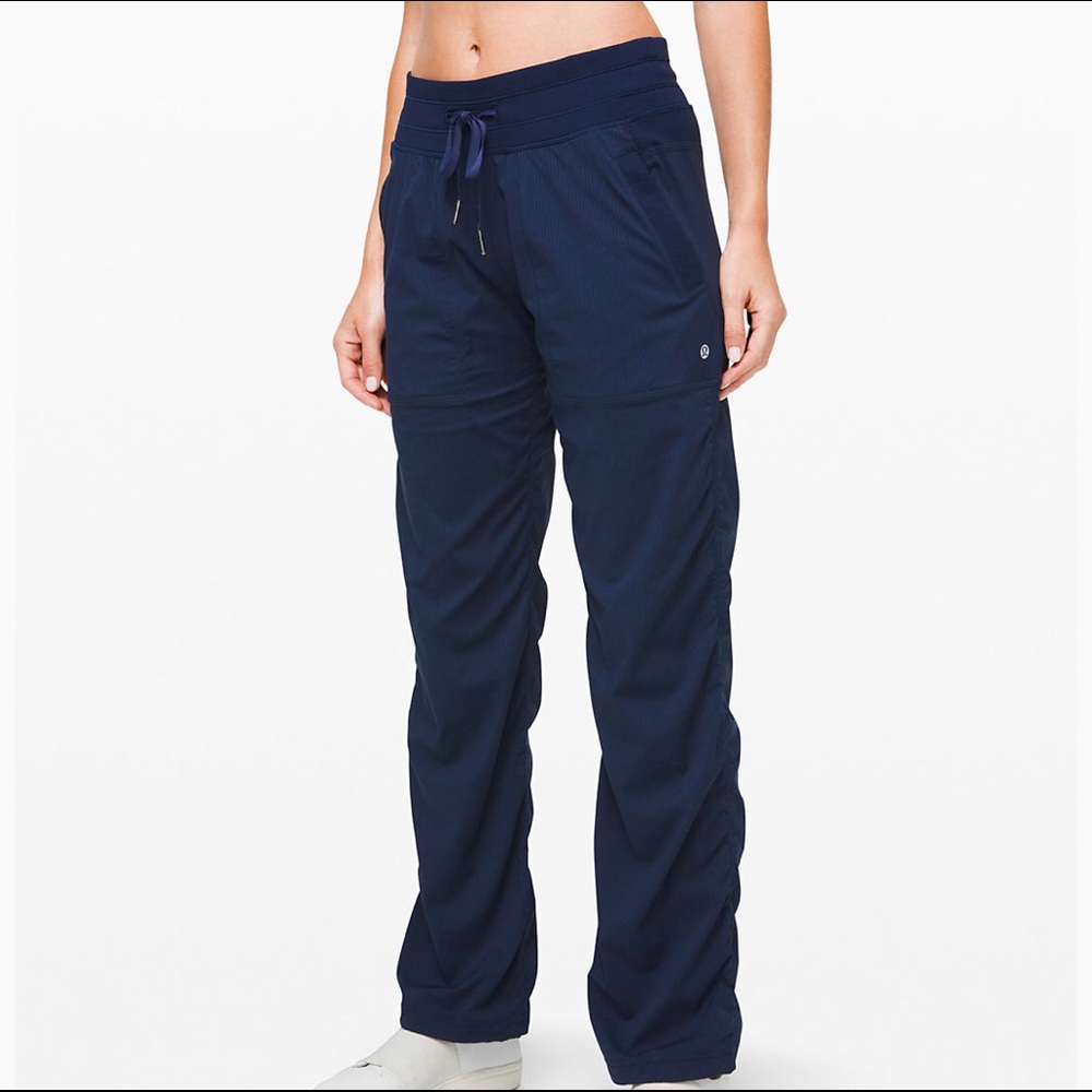 Lululemon dance studio pant III size 6 unlined